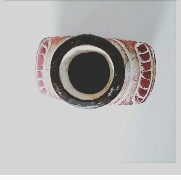 Ceramic Black Bear Vase - Picture 4 of 6